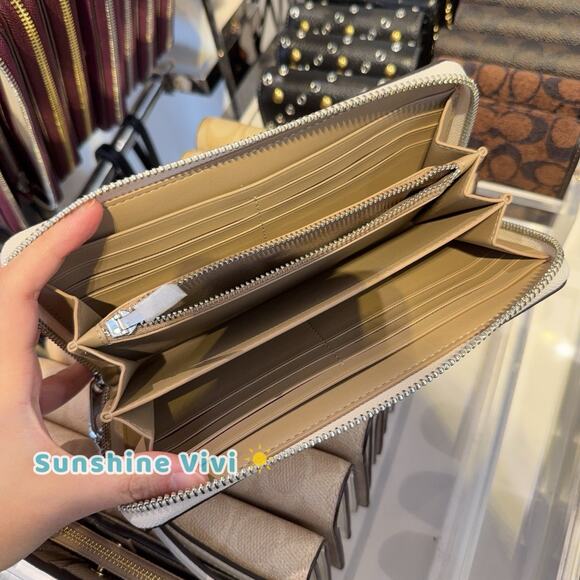 NWT Coach Long Zip Around Wallet With Star Print CCL38 Chalk Silver - Picture 5 of 8